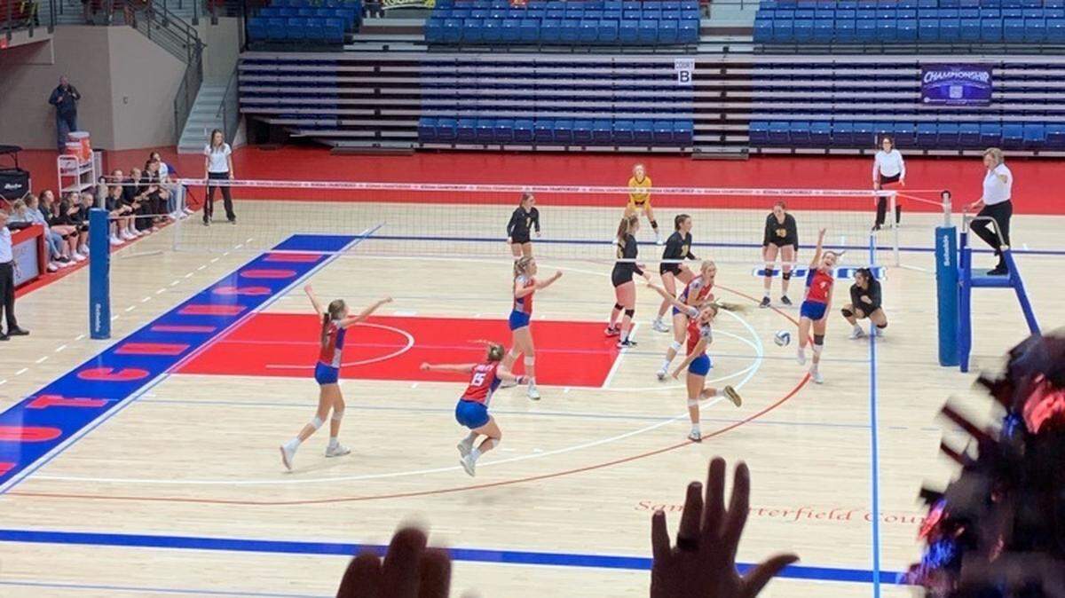 The Cheney volleyball team advanced to Saturday’s Class 3A semifinals by winning two pool play matches in Hutchinson on Friday.