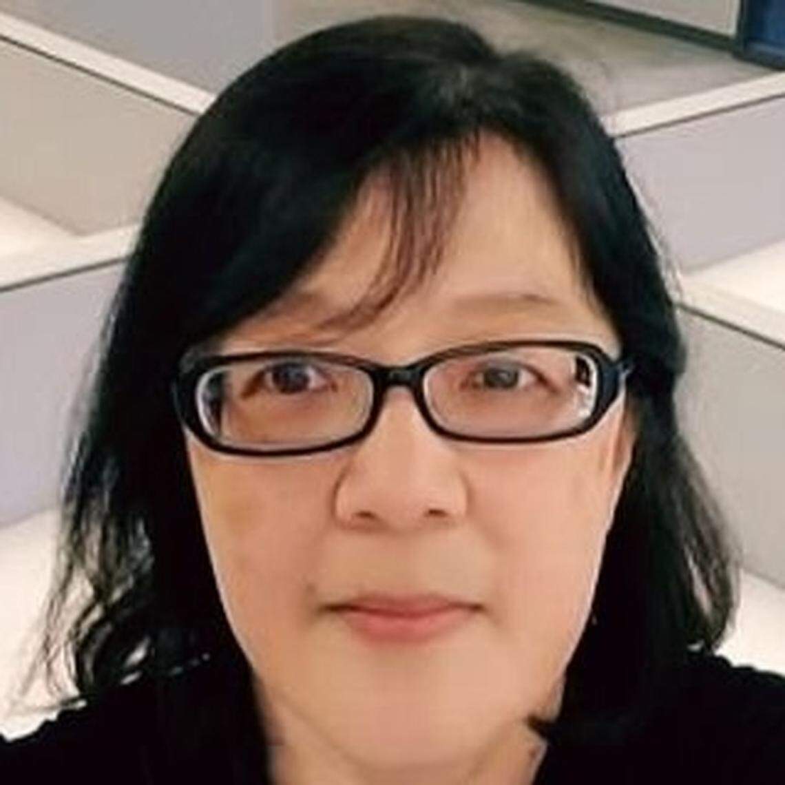 Profile Image of Julie Mah