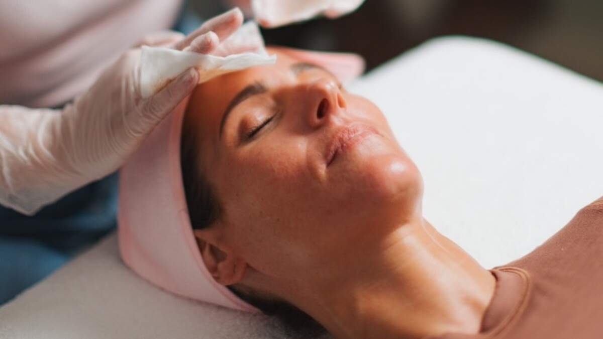 The Only Facial franchise is entering the Wichita market next month with a location at Cambridge Market at 21st and Webb Road. Facials are a flat $125 rate.