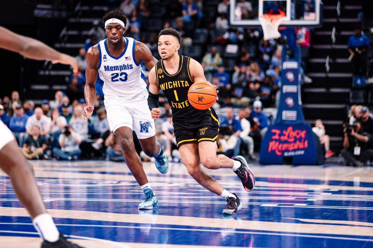 Wichita State’s Xavier Bell drives to the basket in the first half against Memphis in a road game at the FedExForum on Sunday.