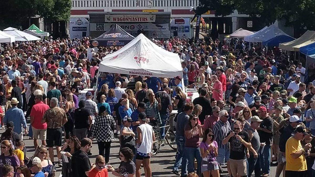 The Wichita Wagonmasters Downtown Chili Cookoff draws big crowds to downtown Wichita every fall.