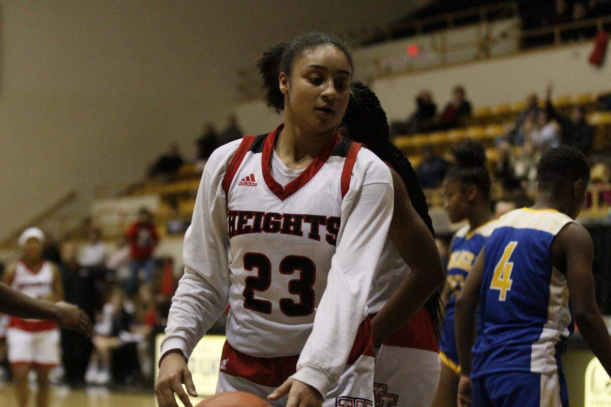 Wichita Heights’ Zyanna Walker