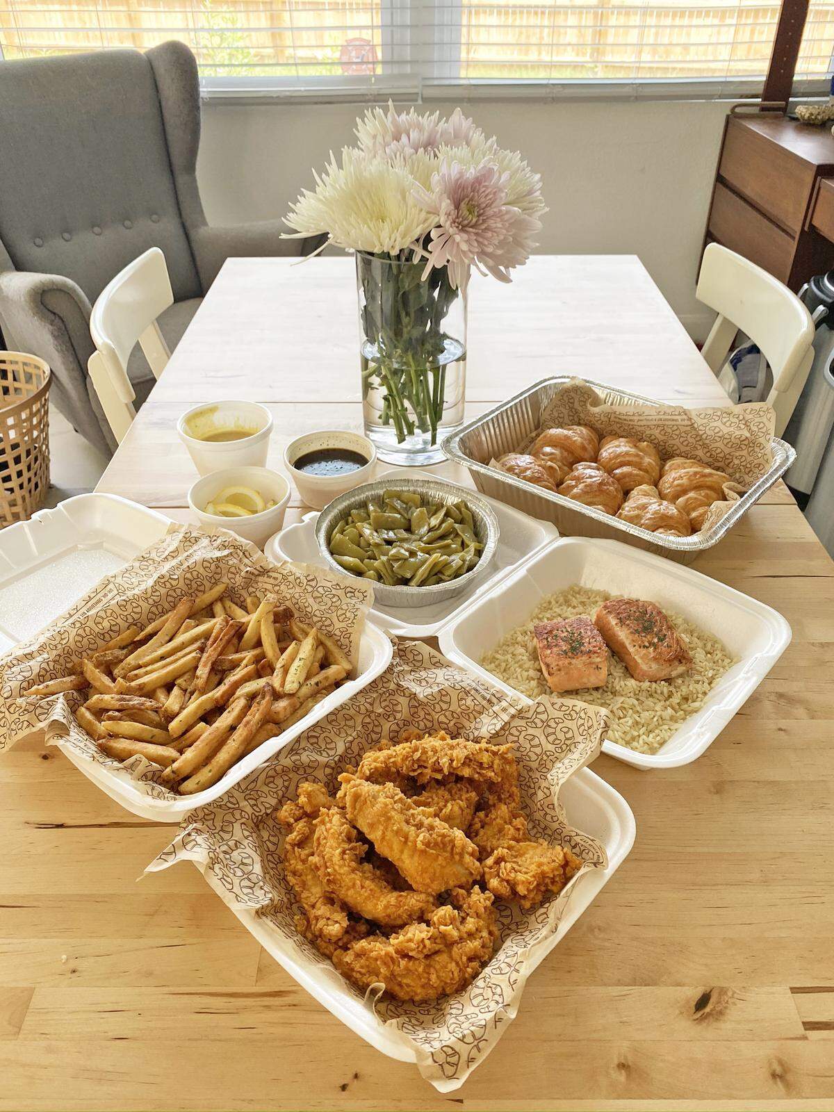 Cheddar’s restaurants in Wichita are offering special Mother’s Day meals to go.