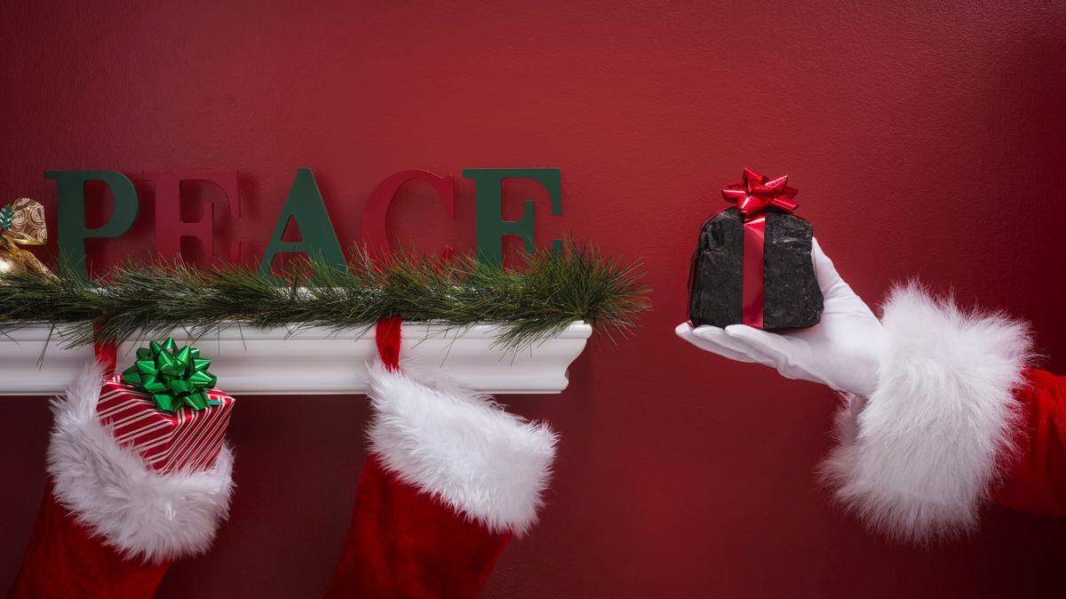 From groceries to gifts, we’re feeling the pinch of Trump’s tariffs this holiday season.
