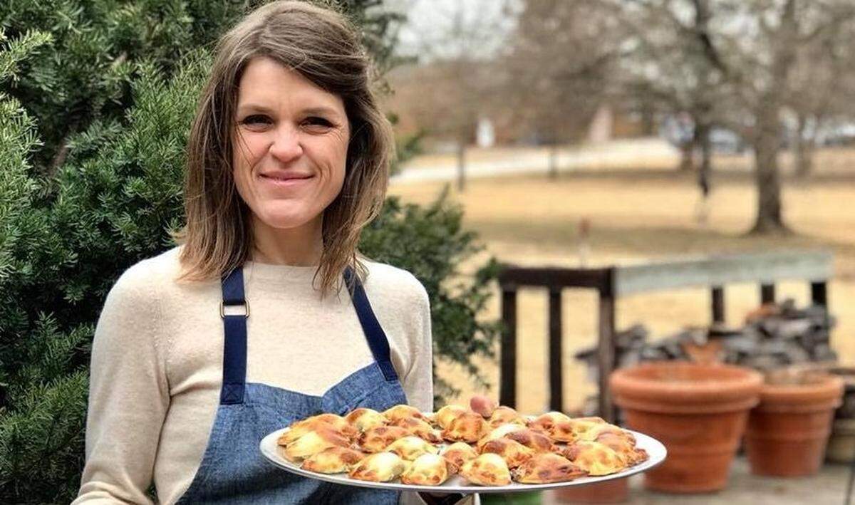 Katharine Elder said the trek to her Elderslie Farm in Kechi is lovely, but it is still a trek. Now, she’s opening a temporary dining option in Wichita with a pop-up restaurant and store called Everyday Elderslie at Bradley Fair.