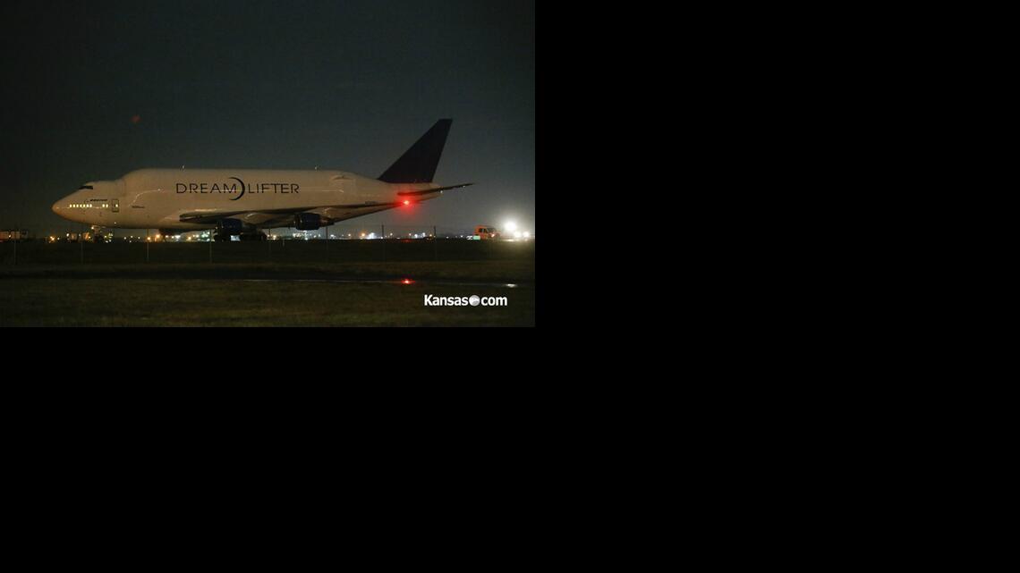 Dreamlifter at Jabara Airport (Nov. 21, 2013)