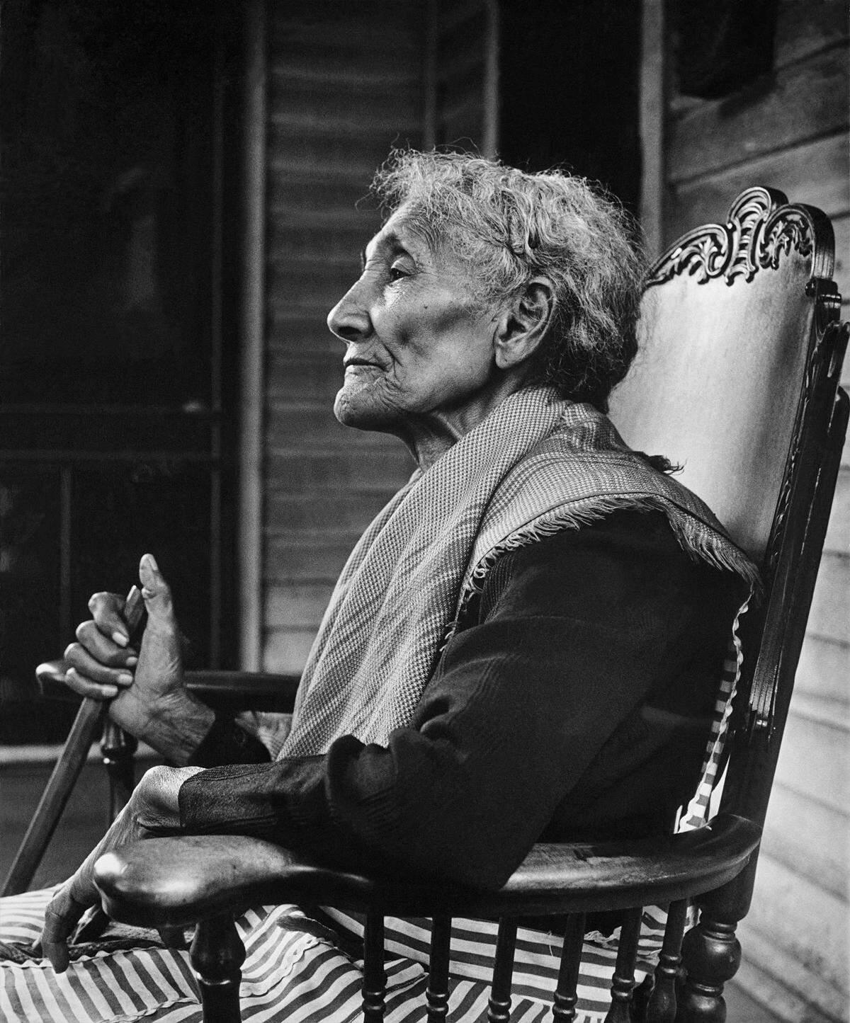 “Mrs. Jefferson,” a 1950 photography by Gordon Parks.