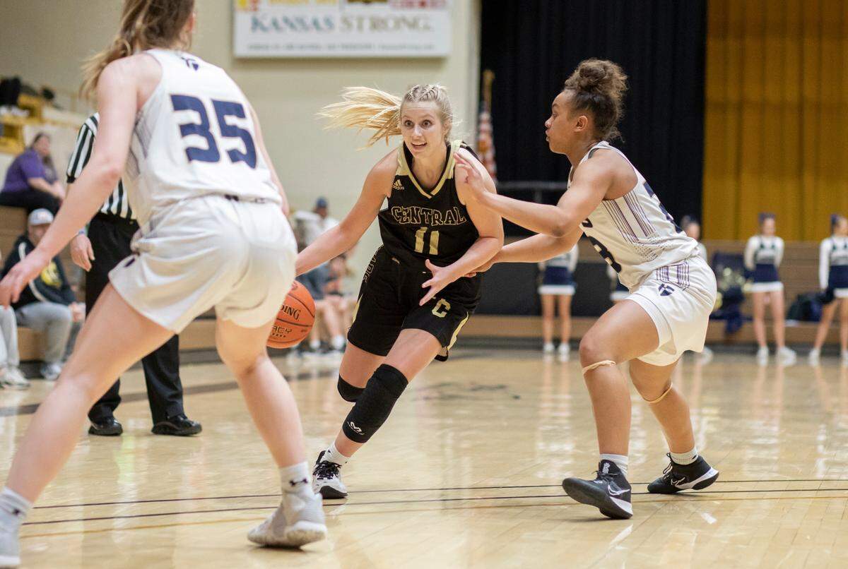 Ellie Stearns makes a move for the Andover Central girls basketball team, which won the third-place game in Class 5A in Emporia on Saturday.
