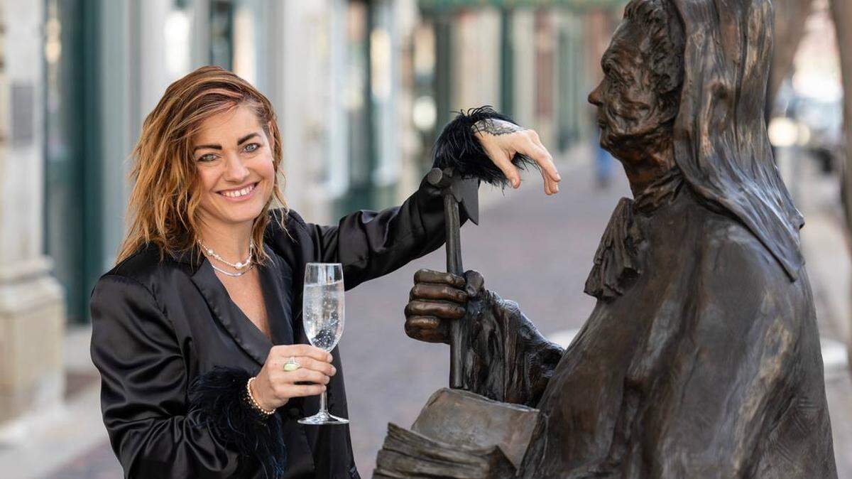 Janelle King is opening Bubbles, a champagne bar, with “our lovely Carry Nation that’s peeking in on us,” she said of the statue of the temperance crusader sitting just outside her new Workroom space.
