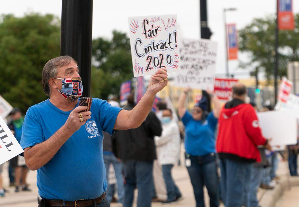 IAM Local Lodge 774 members held a “Solidarity Rally” on Kennedy Plaza at Century II as a show of support for the union’s negotiation committee who has been in contract negotiations with Textron Aviation since, August 17, 2020.(September 10, 2020)