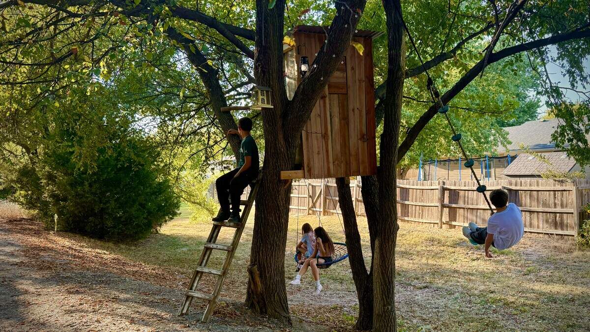 Andover ‘Magic Tree House' gains the support of community members, famous author