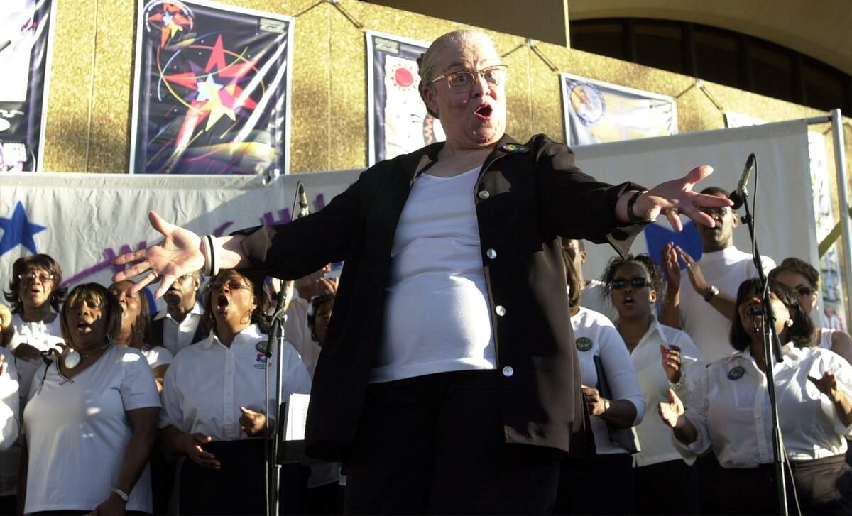 In 2005, Jo Brown encouraged the crowd to sing at Wichita River Festival's gospel concert.