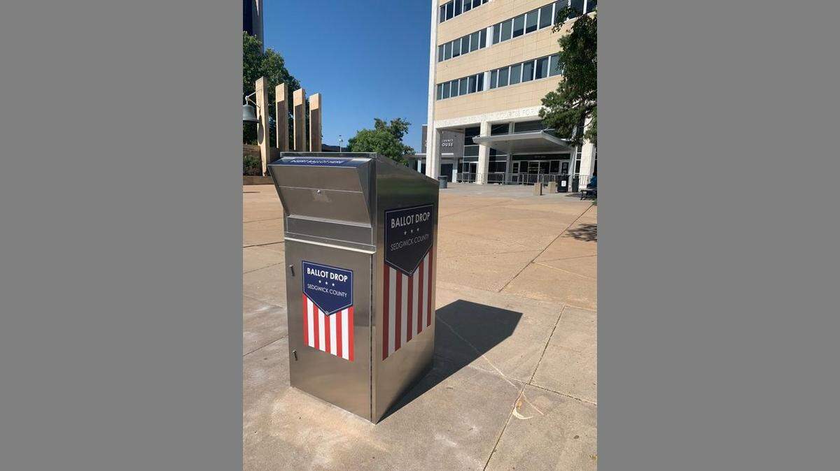 Drop box outside Sedgwick County Courthouse