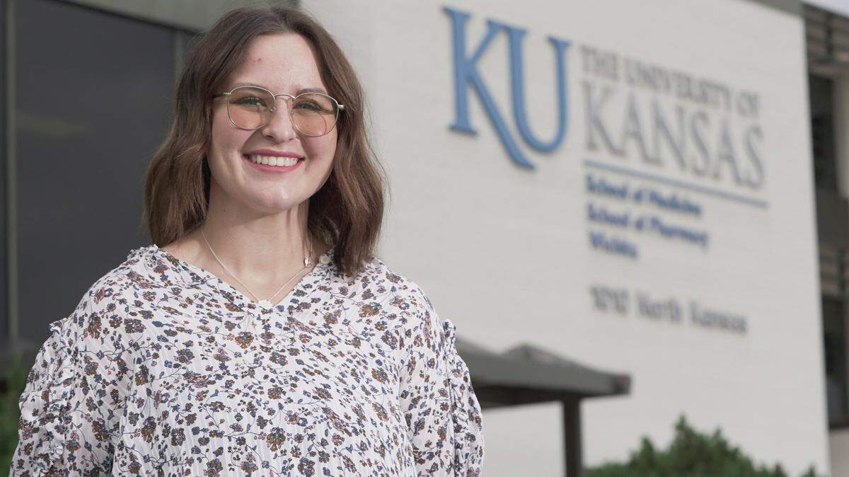 Taylor Carter in front of the KU School of Medicine in Wichita. (May 27, 2021)