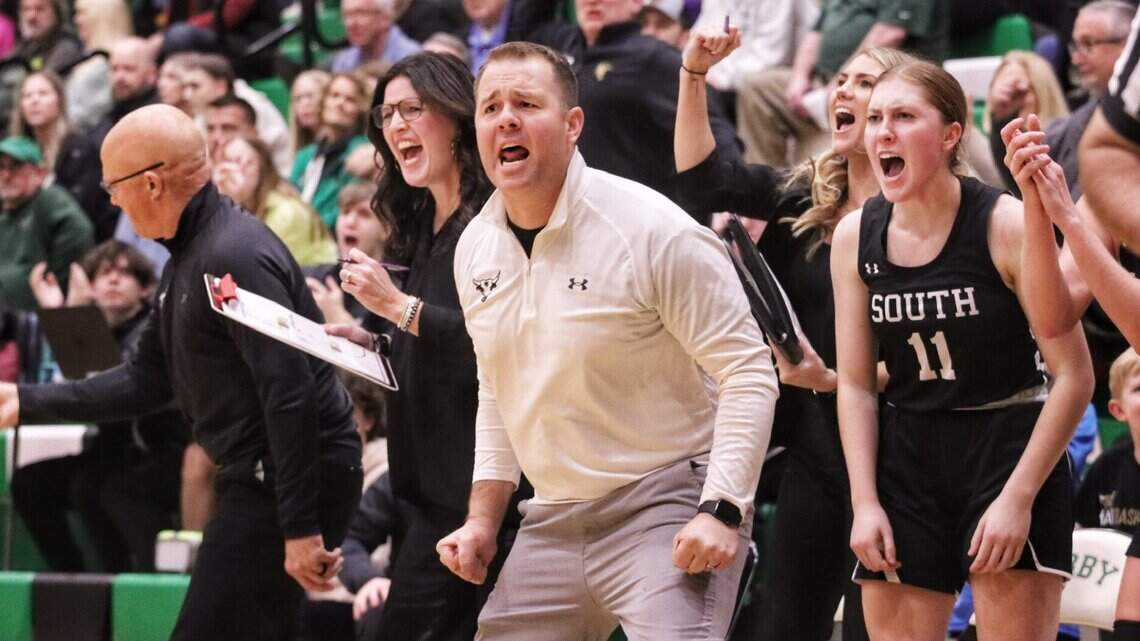 Kansas high school basketball state tournament scores: Maize South girls top Aquinas