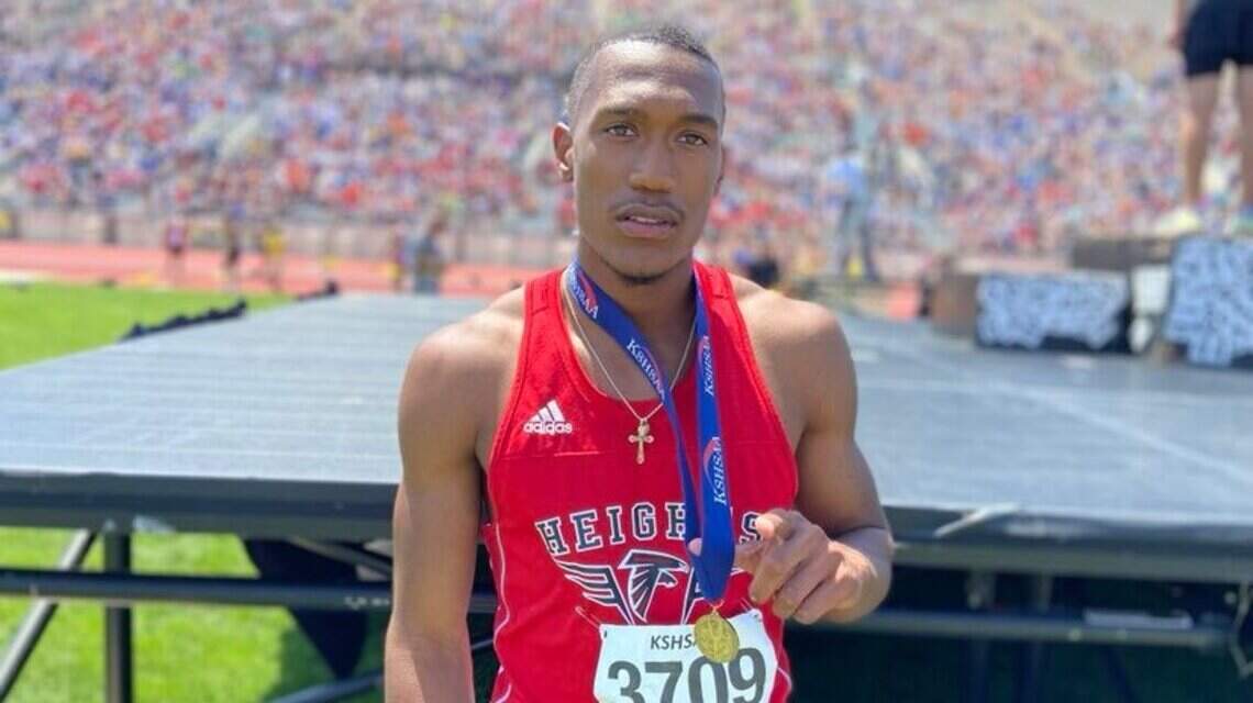 Star 2023 Wichita football recruit sets all-time jump to win Kansas high school title