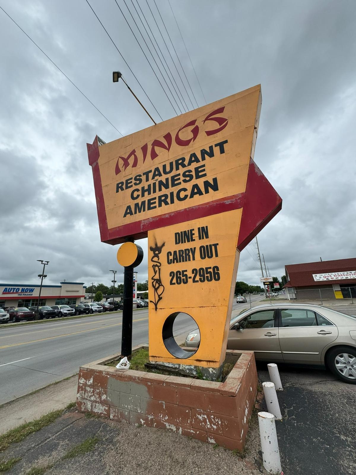 Ray Chan, the owner of Ming’s Chinese Restaurant at 1625 S. Seneca, is retiring and closing the restaurant by June 30.