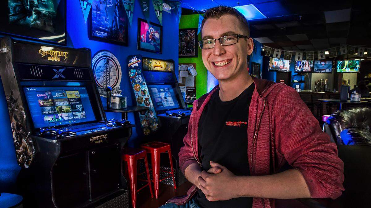 Headshots Bar and Grill owner Ryan Revard provides patrons with video games to enhance their bar experience.  (March 26, 2019)