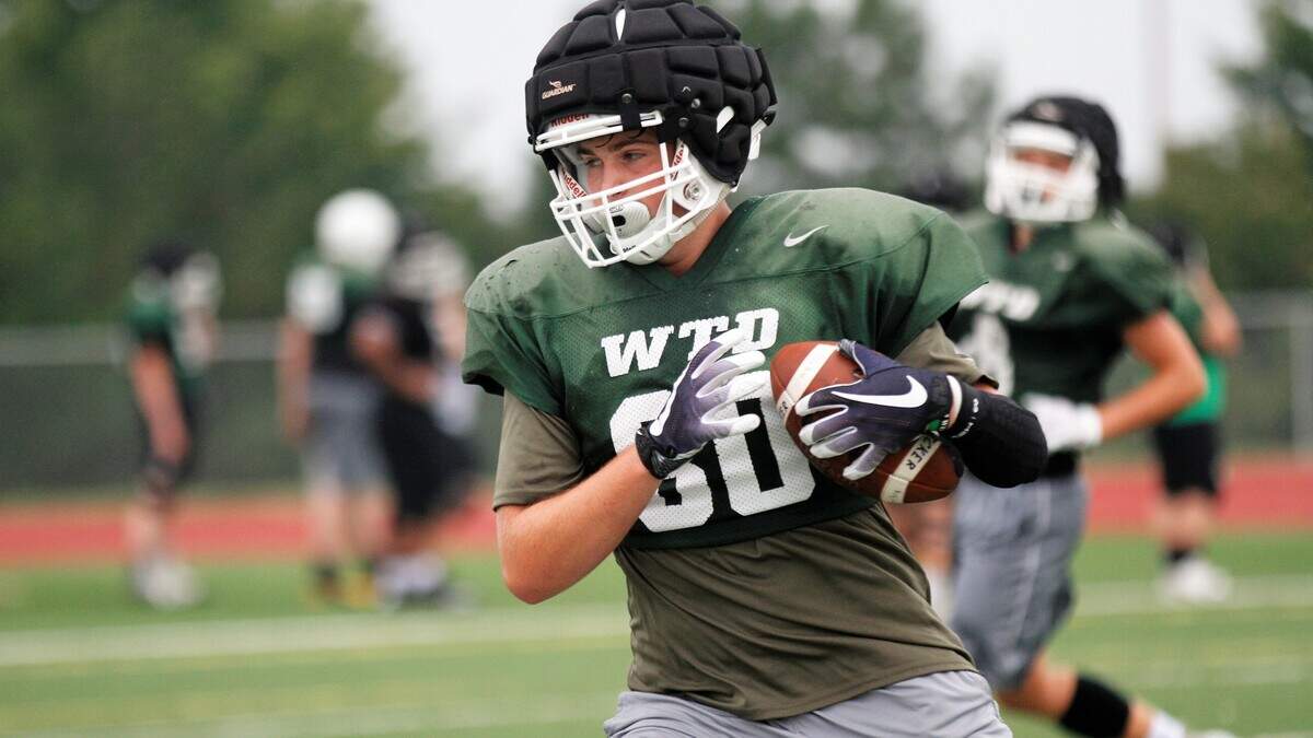 Preps reporter Hayden Barber has Derby in his top 5 of Varsity Kansas’ preseason high school football rankings in the Wichita area.