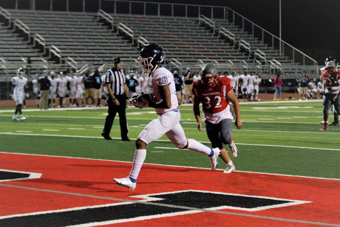 Wichita East senior receiver Daylan Jones