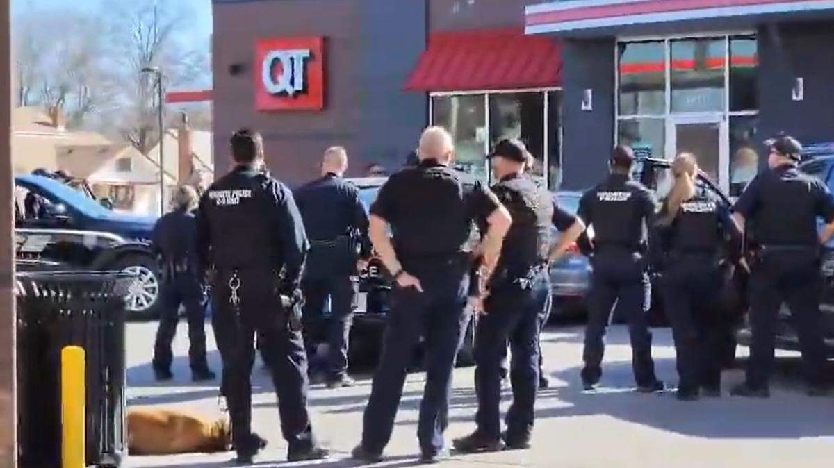 A standoff with a man barricaded in a vehicle with a knife at a QuikTrip ended peacefully, Wichita police said Thursday.