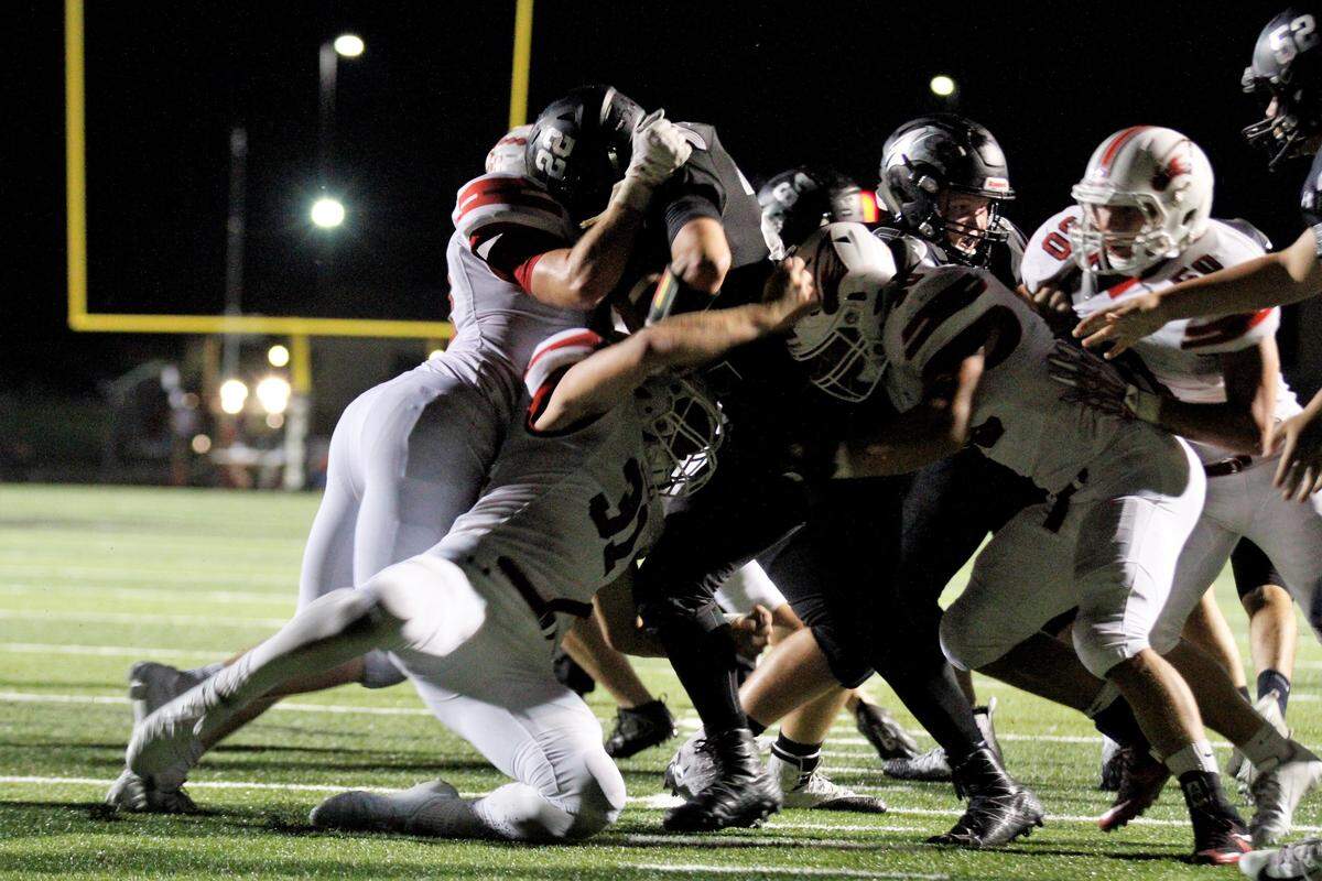 Noah Stanton and the Maize defense put on a show in the Eagles’ 21-0 win over Campus on Friday. (Sept. 14, 2018)