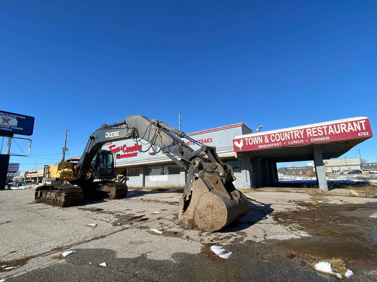 Jay Conover’s Town & Country on West Kellogg lasted from 1957 until 2020. The building was torn down in 2023.