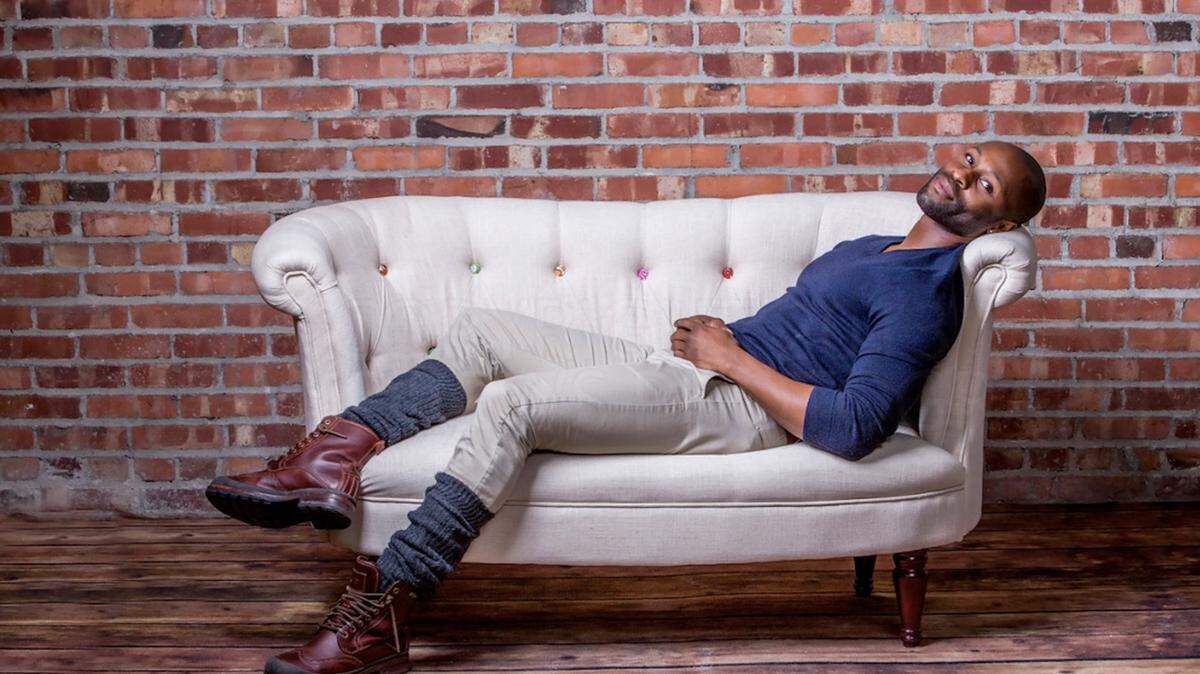 Taurean Everett has a trifecta of challenges as a performer and a gay, Black man, but he said confidence helps him face obstacles and rejection.