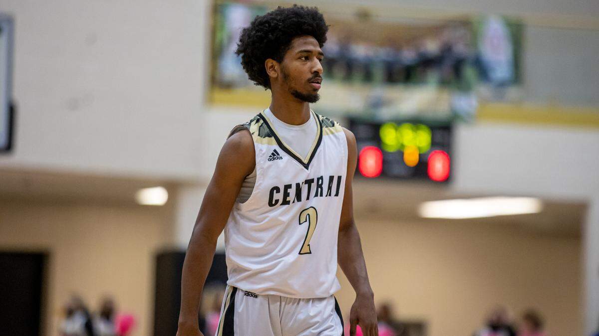 Transfer Kobe Smith has helped lead Andover Central to an undefeated start, including a dramatic win over cross-town, No. 1-ranked rival Andover on Friday.