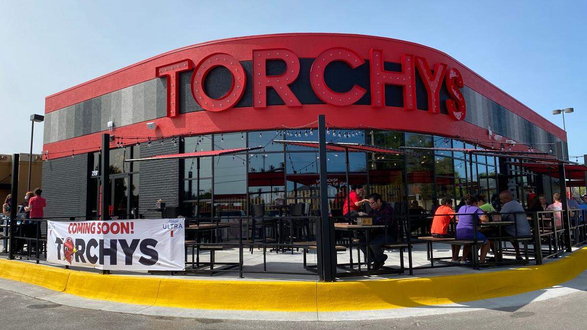 Wichita’s two Torchy’s Tacos restaurants closed after business on Sunday. Competitor Fuzzy’s Taco Shop now is honoring Torchy’s gift cards.