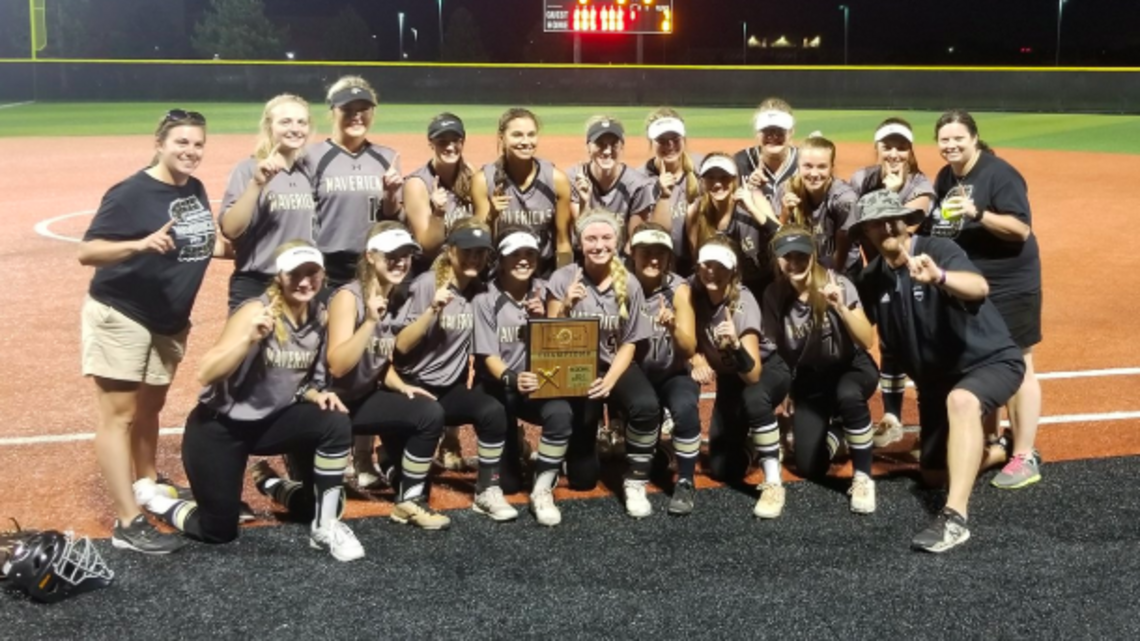 Senior special: Alyssa Kerr makes diving grab to send Maize South softball back to state