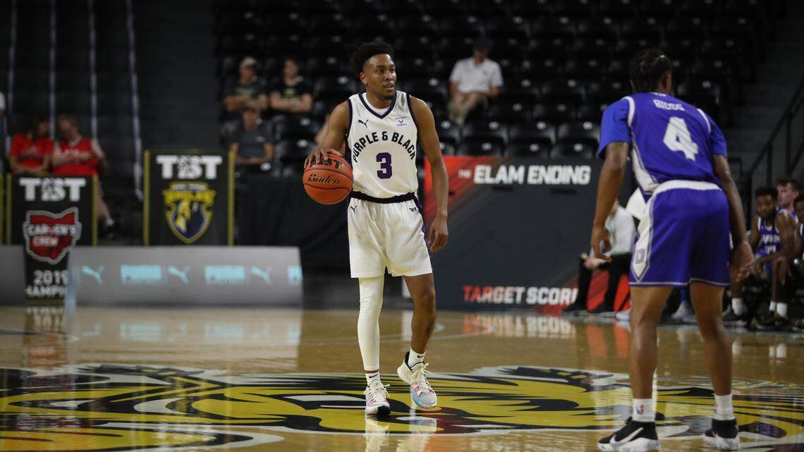 Kamau Stokes scored 12 points with four assists for the K-State alumni team, Purple & Black, in a loss to the Blue Crew on Friday.