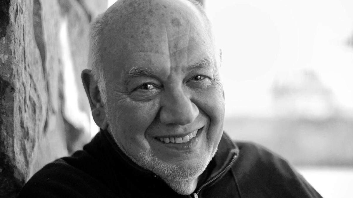 Joe Stevens, the longtime owner of Stevens Magic Emporium, died Jan. 29 at the age of 86.