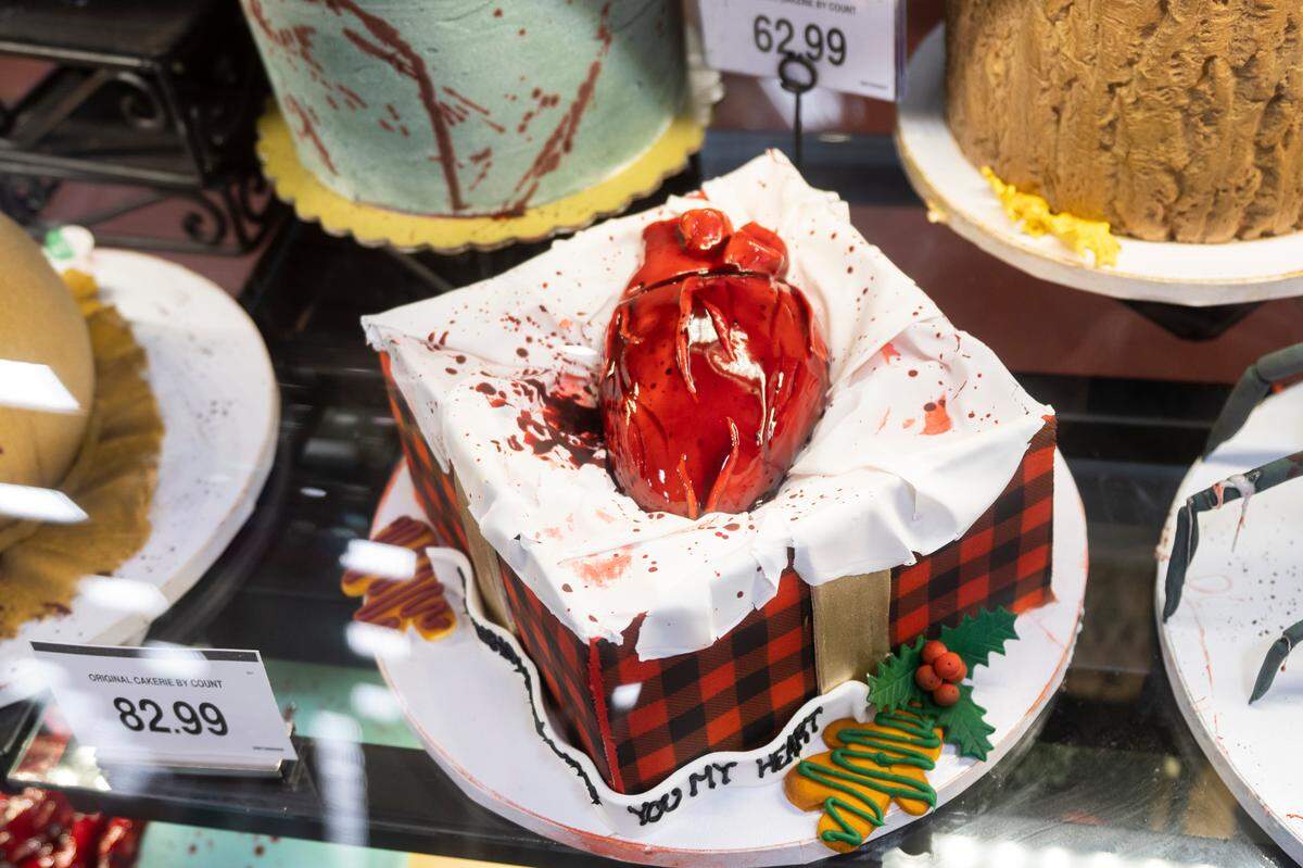 Randy Stratton’s creative Halloween inspired cakes are on display at Dillon’s at Central and Rock. (October 27, 2021)
