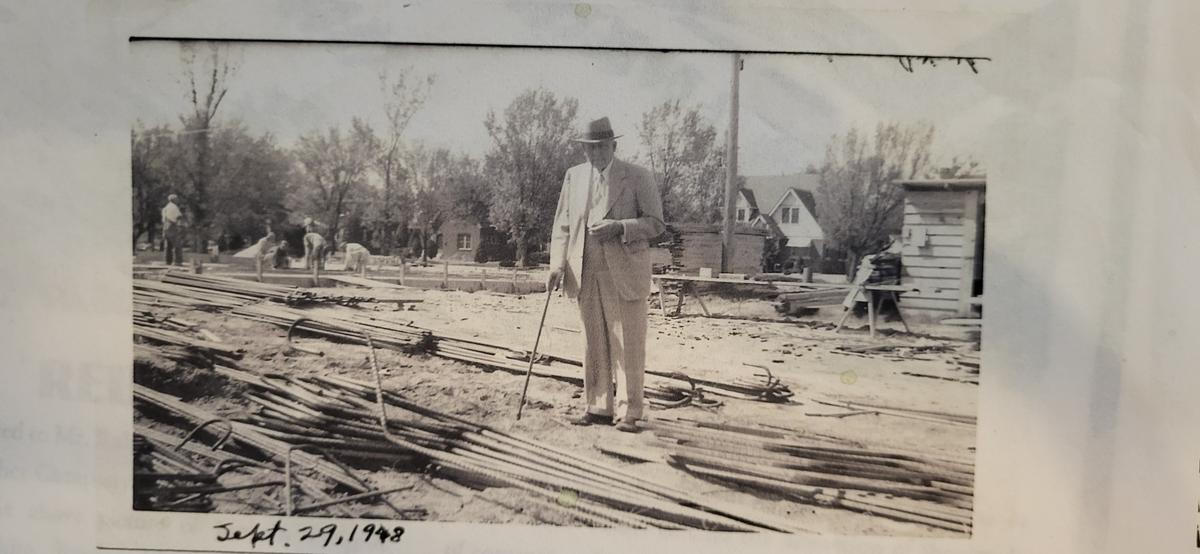 Walter Morris overseeing construction at Lincoln Heights Village, which he’d envisioned decades earlier.