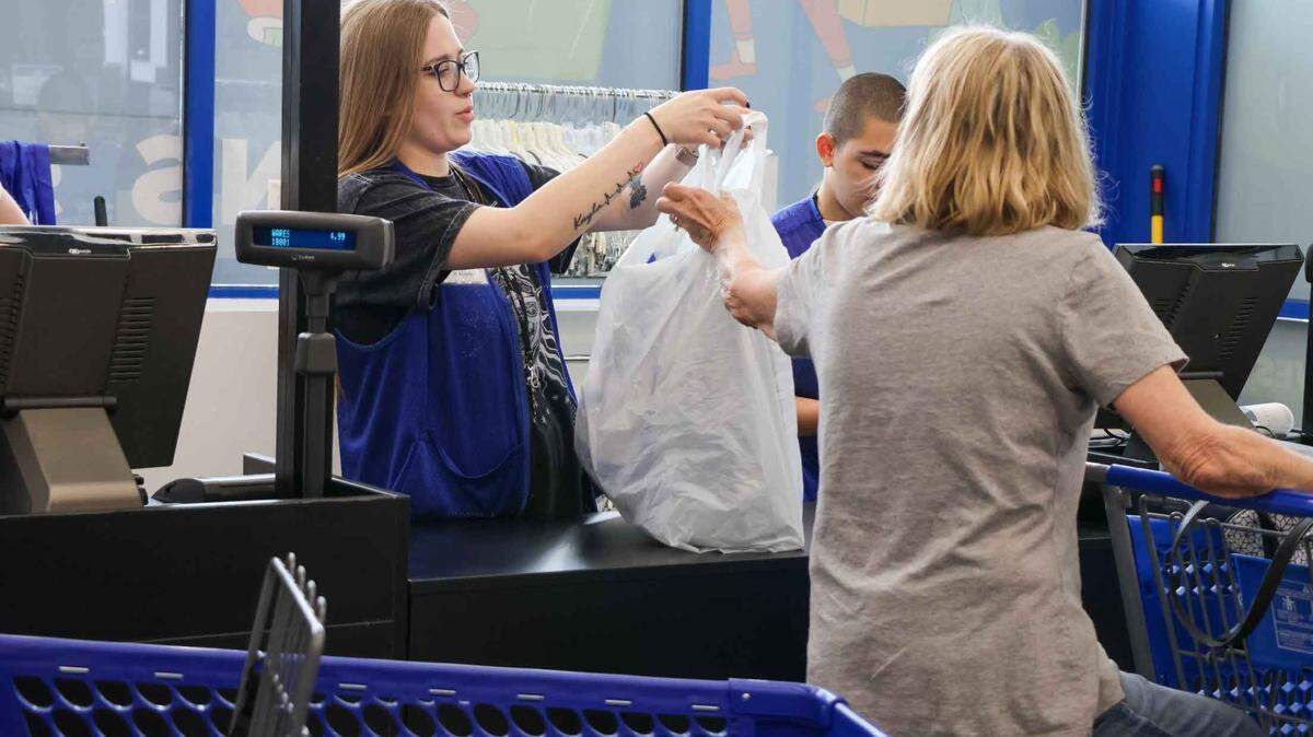 A number of resale shops have closed in the last more than half year. Now, there’s one opening.