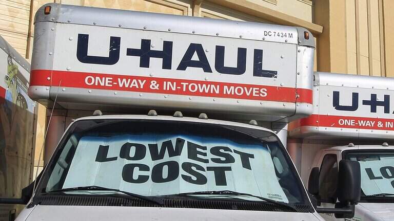 Wrong-way U-Haul driver on Kellogg evades police after being stopped by spike strips