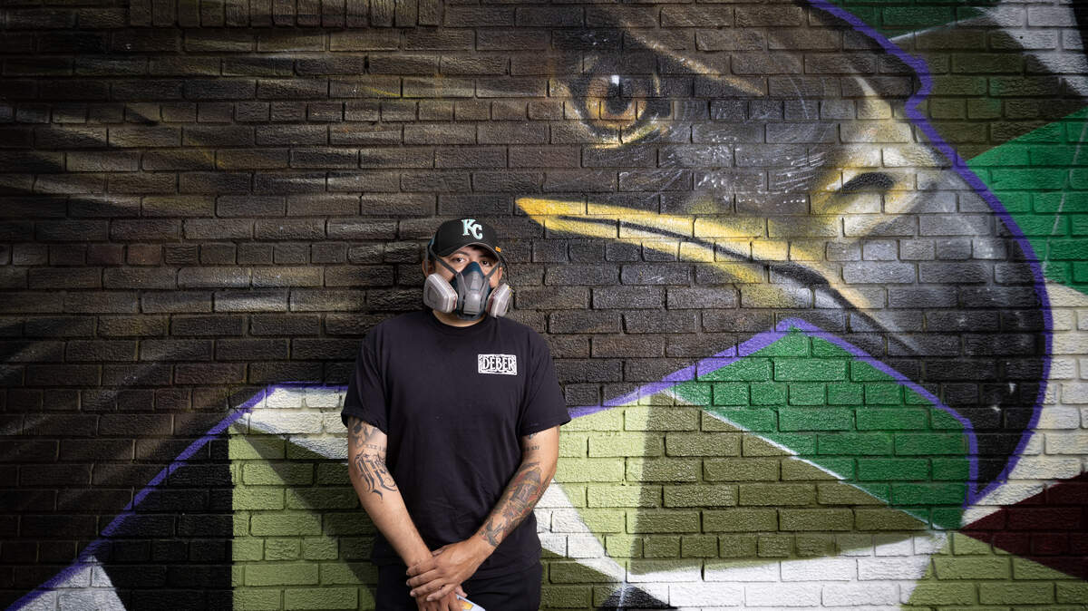 Muralist pays tribute to notable Wichitans, other historical figures across city