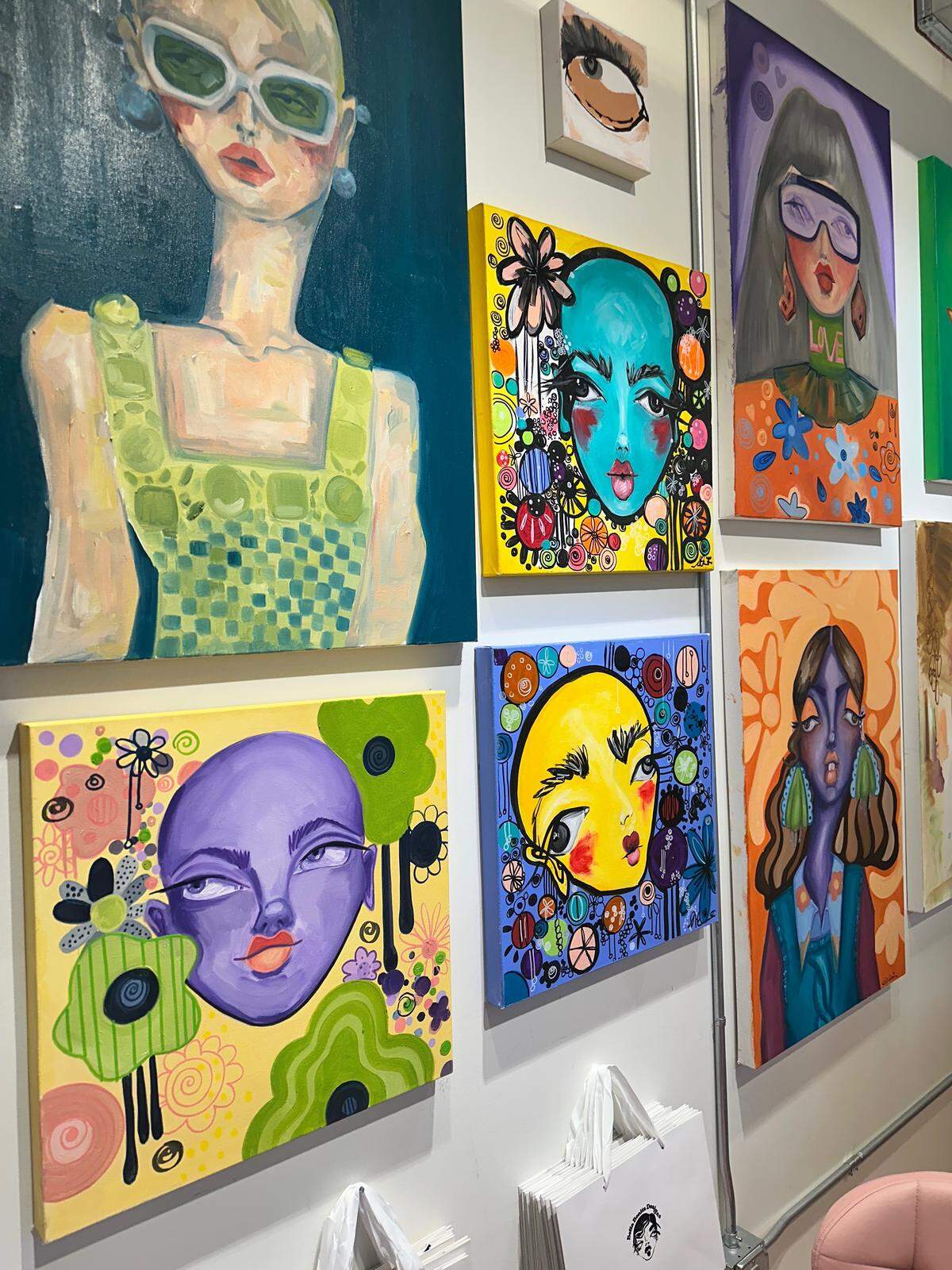 Bella Bonita Designs is opening near Douglas and St. Francis this weekend. Owner Stacy Hankins will sell her own work and items by other Kansas women-owned businesses.