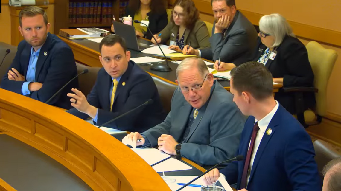 Kansas Legislature scraps contract with company linking lawmakers, constituents
