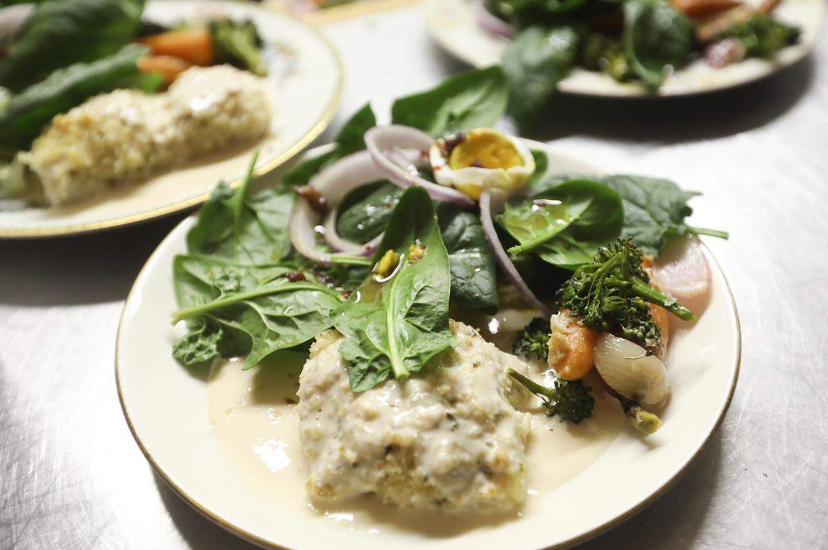 The Bartlett Arboretum is hosting monthly dinners open to the public. The dinners will be held in the Oxford train depot which was moved to the Arboretum in 2013. Guests will be entertained by fiddler Shelby Eiker and guitarist Ken “Kentucky” White.