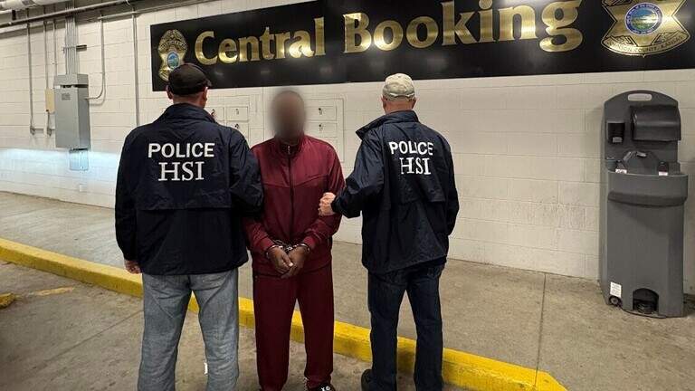 Massive national dragnet snares 11 suspect voters and a lazy mailman | Opinion