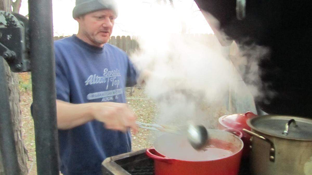 Well-known local cook and writer Joe Stumpe is putting on a one-day Cajun pop-up restaurant on Friday.