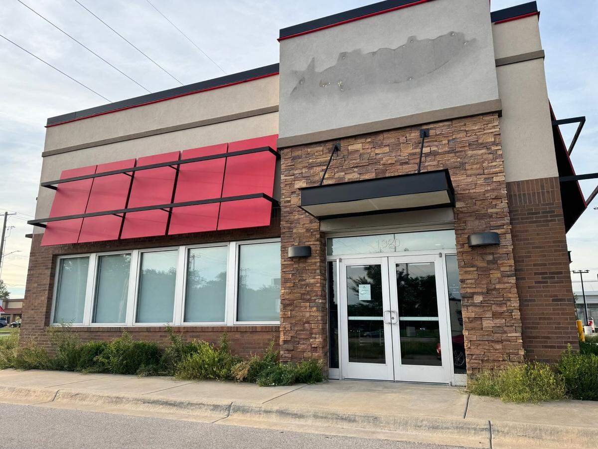 A view of the Hardee’s building at 13th and Tyler before crews started transforming it into a Paris Baguette restaurant
