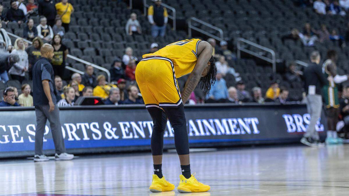 Wichita State’s Jaykwon Walton reacts after a crucial turnover late in the game against San Francisco in the final of the Hall of Fame Classic in Kansas City on Tuesday.