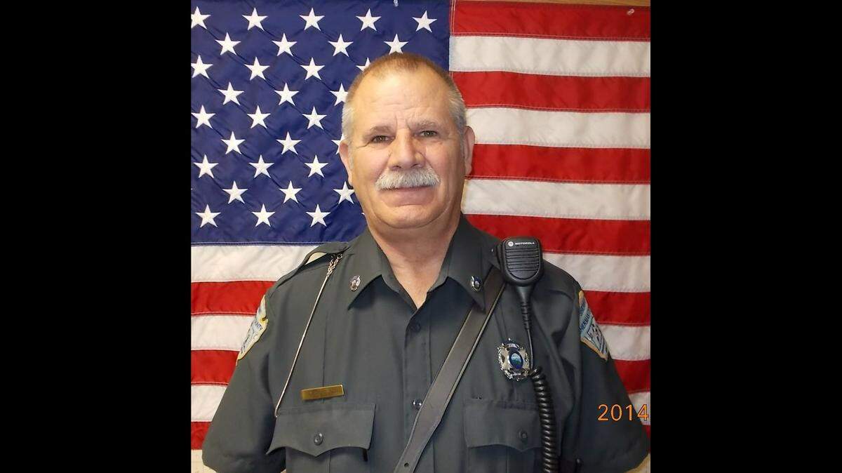 Former Sherman County Sheriff Doug Whitson died of COVID-19 complications, officials said.