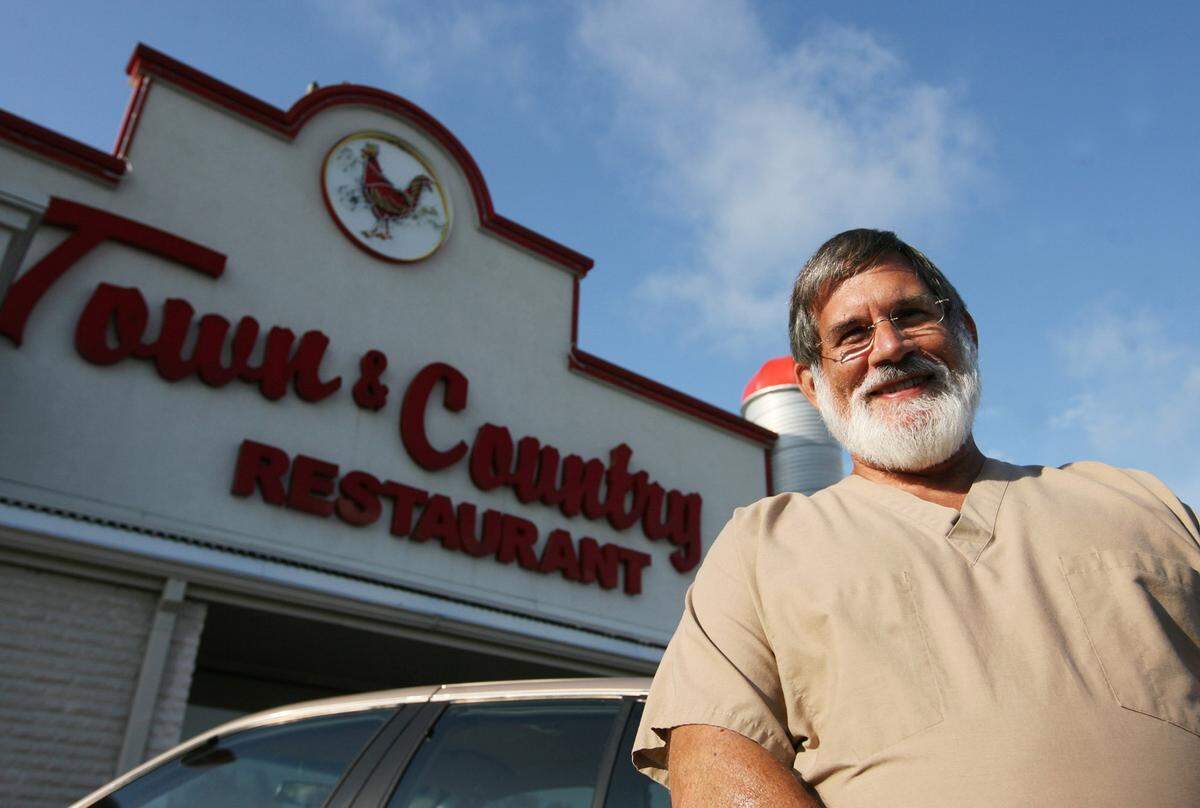 Larry Conover, the longtime owner of Town & Country and the son of founder Jay Conover, died in March at age 73.