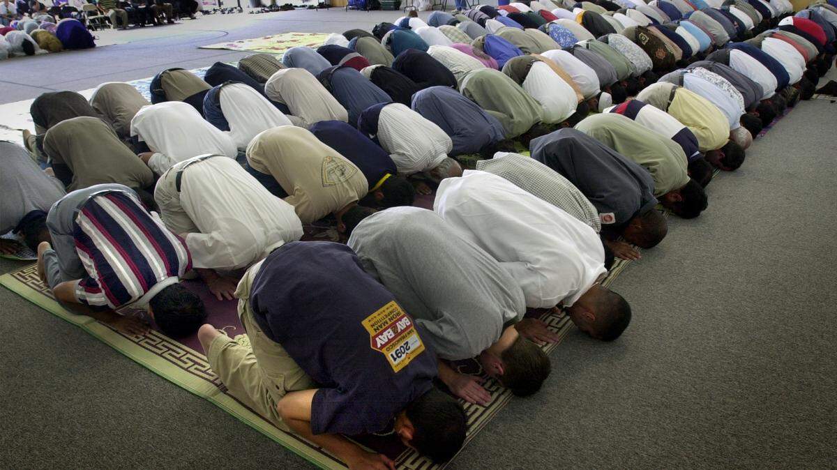 A plan to build a mosque in a Tulsa suburb has ignited anti-Muslim ugliness in Broken Arrow.