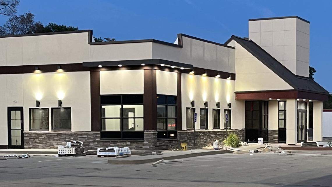 Riddle’s Jewelry is in the final phase of converting the former Denny’s just east of Kellogg and Rock Road into its new store. The chain’s last day at Towne East Square is Monday, and it will reopen in its new space on Saturday.