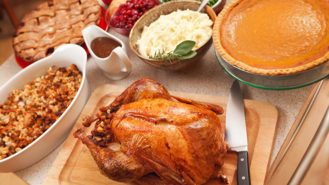 Kentuckians, it’s time to cancel your big Thanksgiving plans. It will save lives.